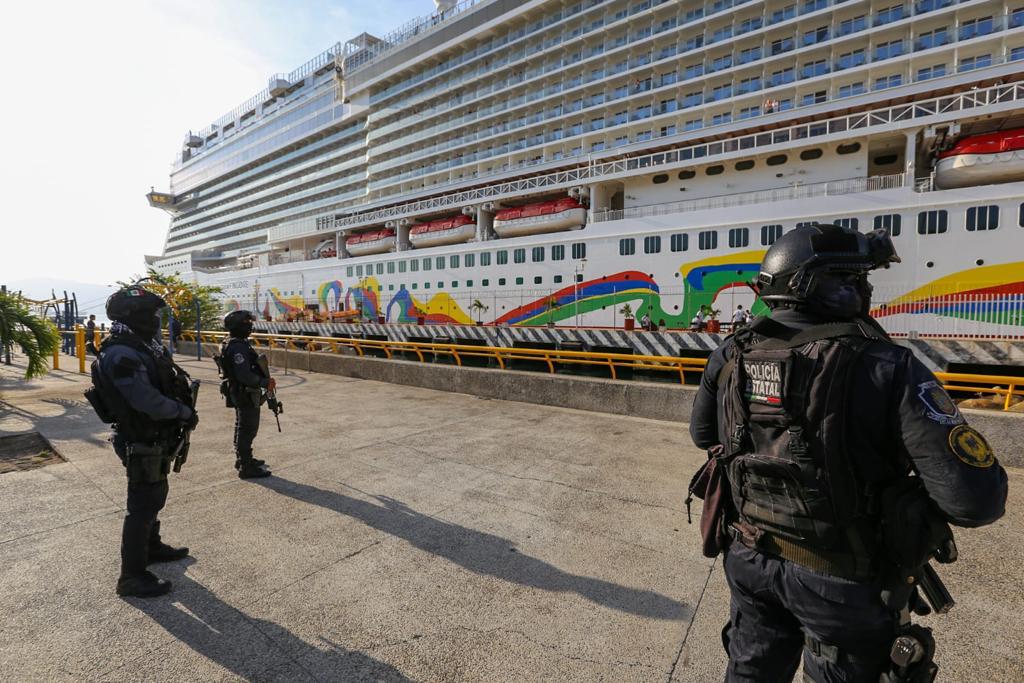 Arriba A Acapulco El Vigésimo Crucero De La Temporada 2022-2023 ...