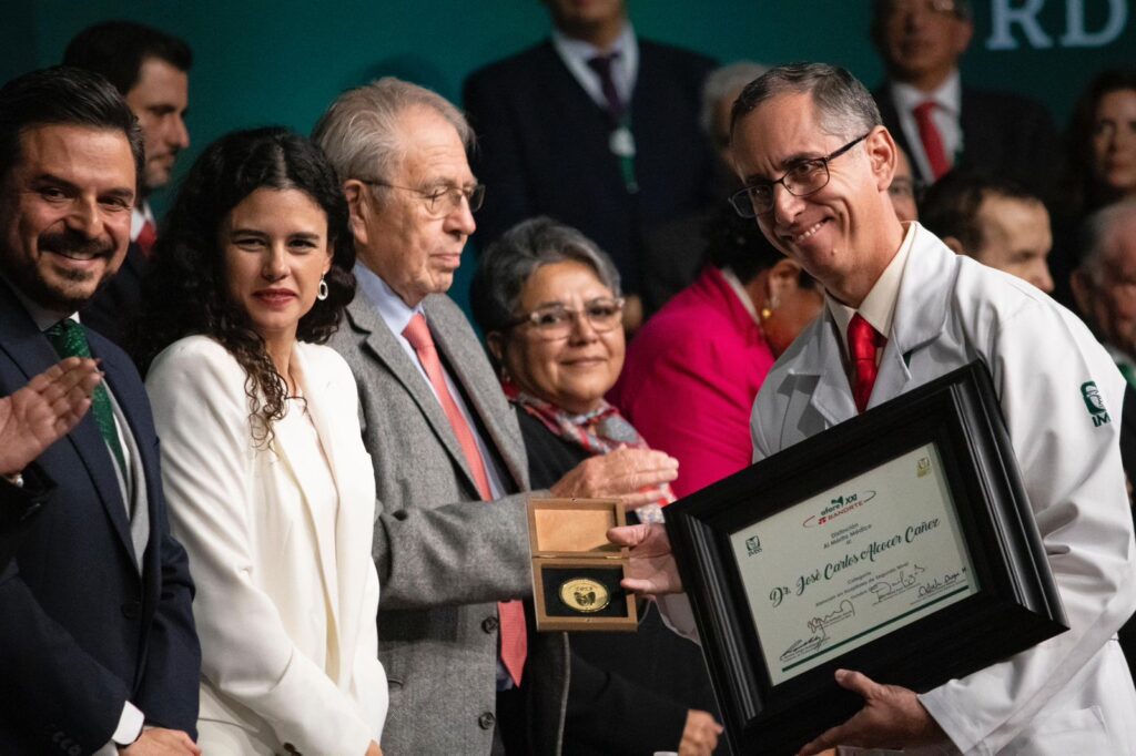 La Brújula Del Imss Marca La Ruta Para Consolidar El Nuevo Sistema De Salud En México Zoé 7567