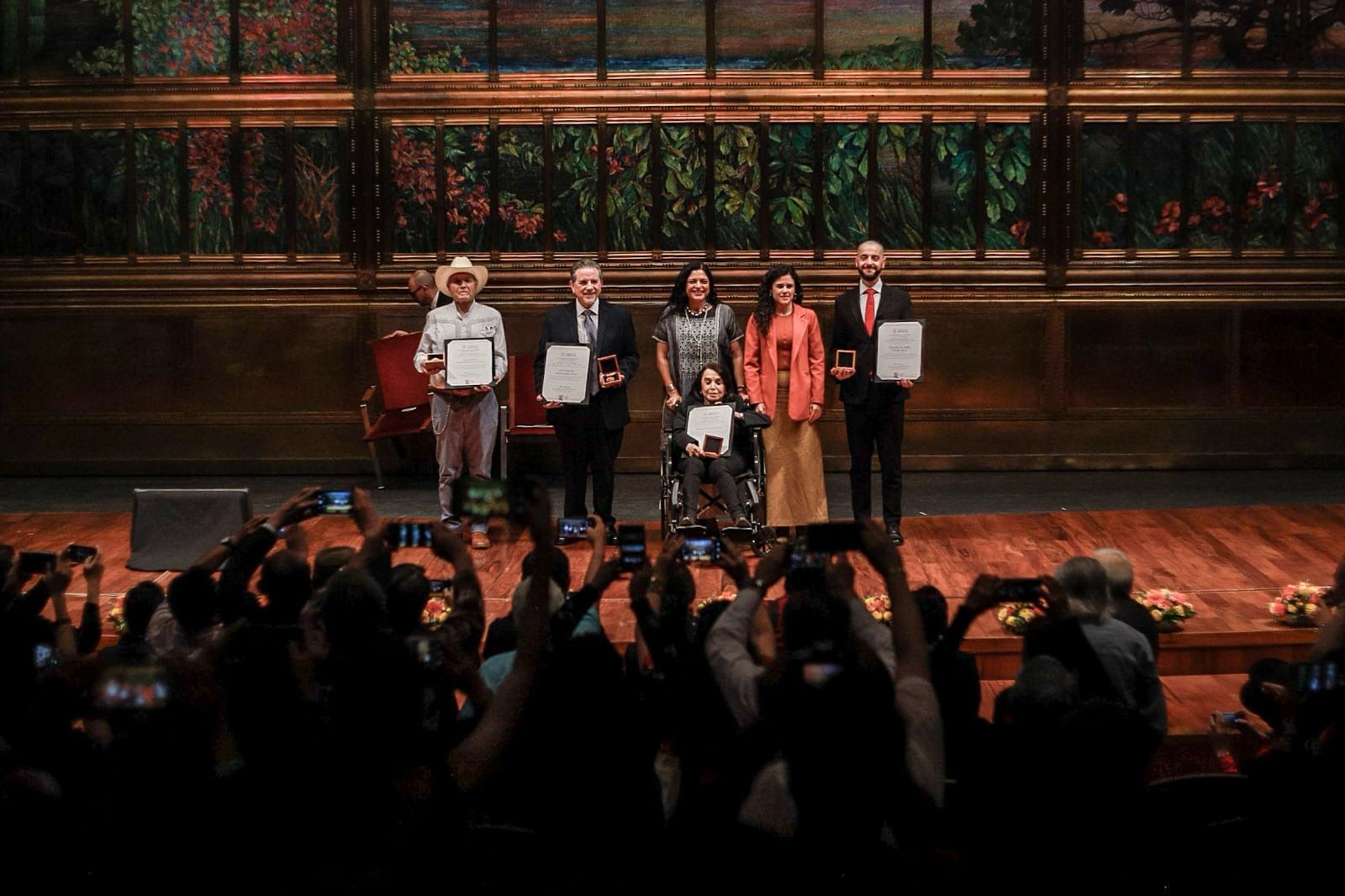 El Gobierno de México entrega los Premios Nacionales de Artes y Literatura 2023. Noticias en tiempo real