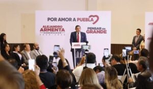 Alejandro Armenta presenta a nuevos integrantes del gabinete