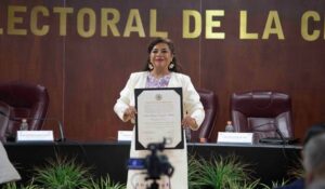 Clara Brugada recibe constancia de mayoría del TECDMX